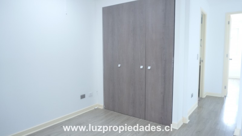 Monse&Atilde;&plusmn;or J. Hourton  N&Acirc;&ordm;2060, C- 88, Cond. Mirador II - Luz Propiedades