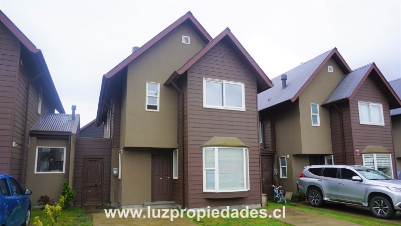 Monse&Atilde;&plusmn;or J. Hourton  N&Acirc;&ordm;2060, C- 88, Cond. Mirador II - Luz Propiedades