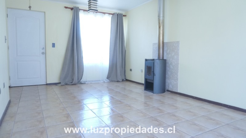 Psj. Quitrahue N&Acirc;&ordm;4718, Santuario de la Laguna - Luz Propiedades