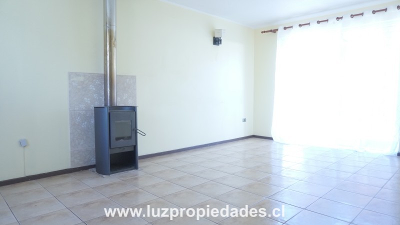 Psj. Quitrahue N&Acirc;&ordm;4718, Santuario de la Laguna - Luz Propiedades