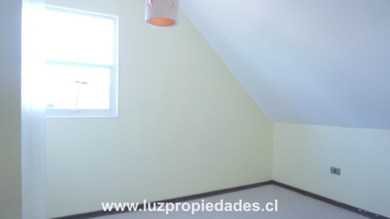 Psj. Quitrahue N&Acirc;&ordm;4718, Santuario de la Laguna - Luz Propiedades