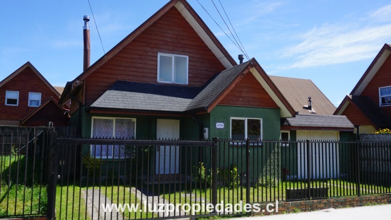 Psj. Quitrahue N&Acirc;&ordm;4718, Santuario de la Laguna - Luz Propiedades