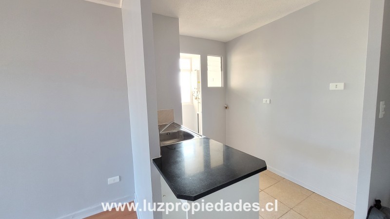 Aerodromo Rodelillo N&Acirc;&deg; 3520, Ed. C, Depto. 34, Los &Atilde;irres I - Luz Propiedades