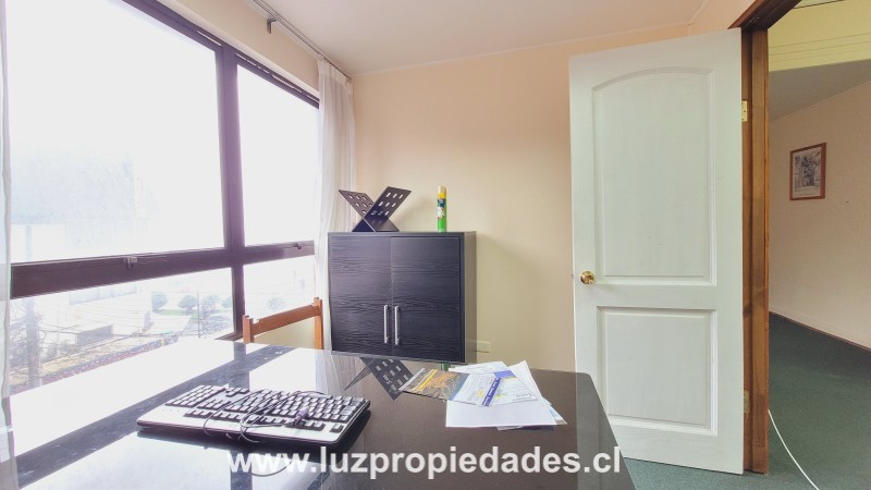 Edificio Col&Atilde;&sup3;n, Oficina 308 - Luz Propiedades