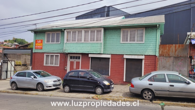 Chorrillo  N&Acirc;&deg;1130 y N&Acirc;&deg;1134, sector Puerto  - Luz Propiedades