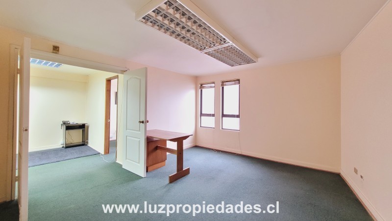 Edificio Col&Atilde;&sup3;n, Depto. 308 - Luz Propiedades