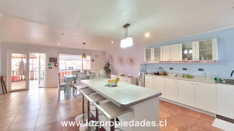 Av. Los Colonos N&Acirc;&deg;2482, Parque Fundadores, La Vara - Luz Propiedades