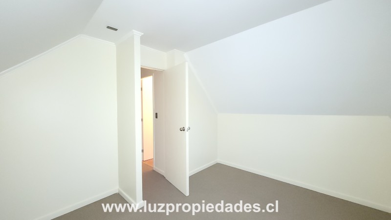 Av. Los Colonos N&Acirc;&deg;2590, Parque Fundadores - Luz Propiedades