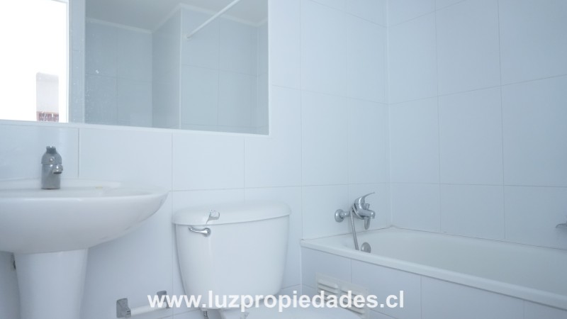 Buin N&Acirc;&ordm;356, Depto. 506 Ed. Puerto So&Atilde;&plusmn;ado - Luz Propiedades