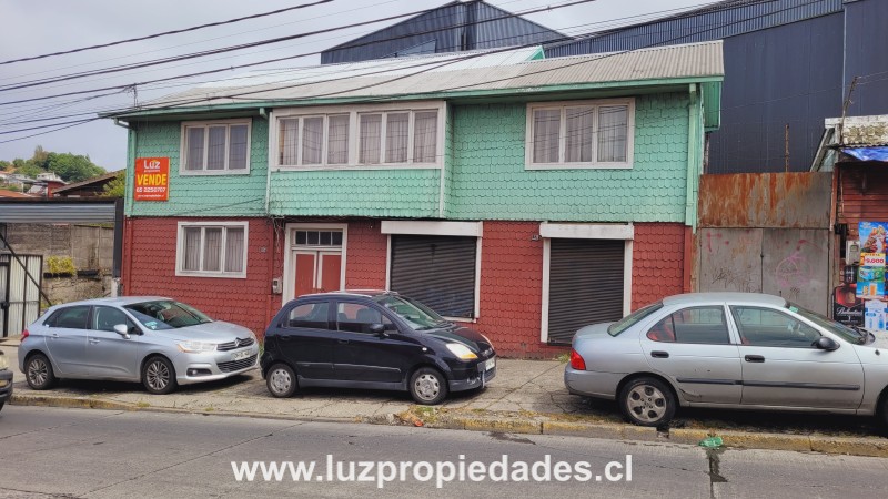 Chorrillo  N&Acirc;&deg;1130 y N&Acirc;&deg;1134, sector Puerto  - Luz Propiedades