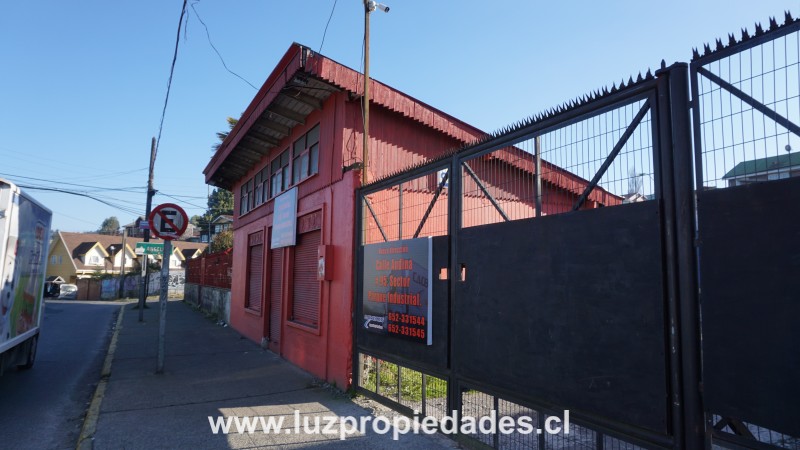 Ecuador N&Acirc;&ordm;1.120 Esq. Perez Rosales - Luz Propiedades