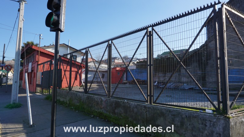 Ecuador N&Acirc;&ordm;1.120 Esq. Perez Rosales - Luz Propiedades