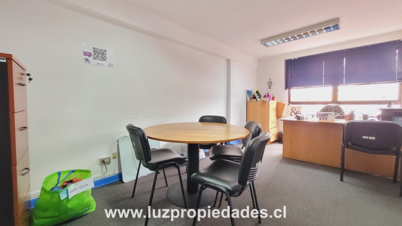 Edificio Col&Atilde;&sup3;n, Of. 302 - Luz Propiedades