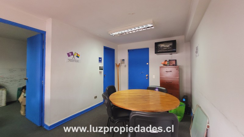 Edificio Col&Atilde;&sup3;n, Of. 302 - Luz Propiedades