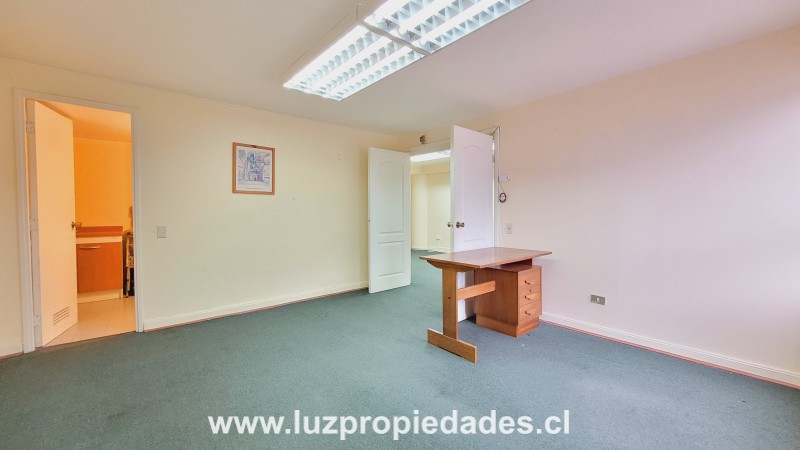 Edificio Col&Atilde;&sup3;n, Oficina 308 - Luz Propiedades