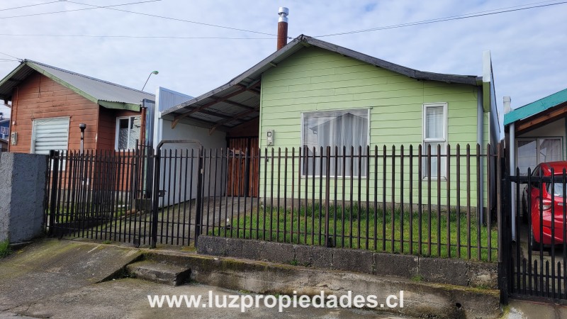 Horacio Echegoyen N&Acirc;&deg;1944, Artesanos de Alerce II - Luz Propiedades