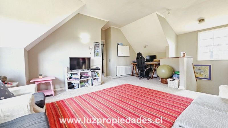 Psj. Paseo Torre&Atilde;&sup3;n, Faro los Colonos - Luz Propiedades