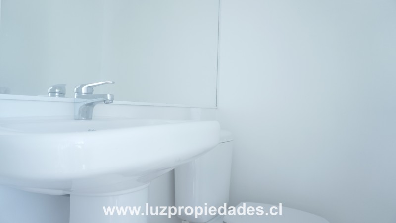 Quillota N&Acirc;&deg;175, Ed. CCHC, Of. 714 - Luz Propiedades