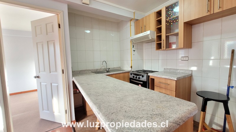 Regimiento N&Acirc;&deg;1321, Depto. 401 T-12, Condominio Parque del Valle - Luz Propiedades