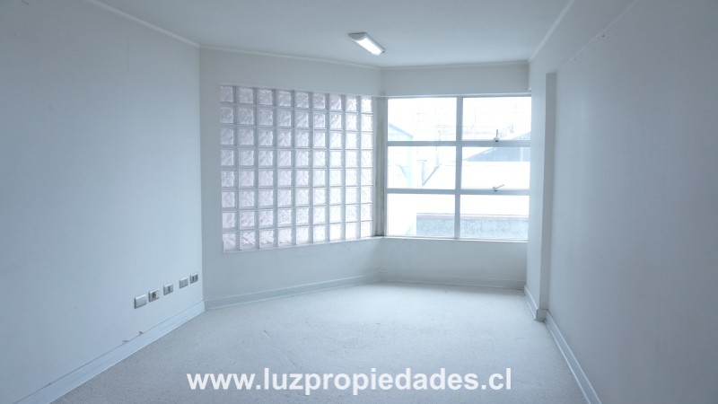 Urmeneta N&Acirc;&ordm;305, Of. 501, Ed. Los H&Atilde;&copy;roes - Luz Propiedades