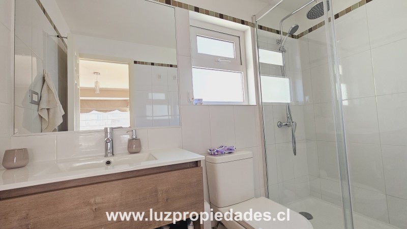 2-----V&Iacute;A AZUL N&deg;950, CASA 20-B, LOMAS DEL RELONCAV&Iacute; - Luz Propiedades